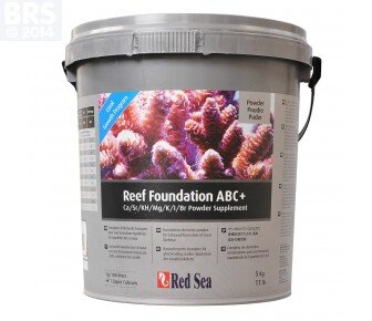 Добавка Red Sea комплексная для роста кораллов Reef Foundation complete 5 кг. Содержит кальций, стронций, барий, бикарбонаты, магний, калий, бор, йод, бром разработанные в соответствии с точным соотношением обнаруженным в коралловых скелетах.