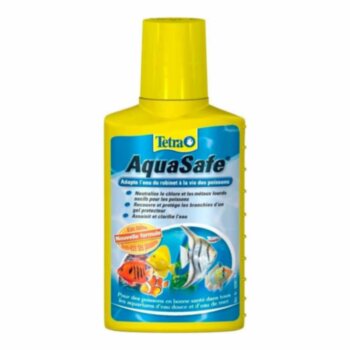 Средство для аквариума Tetra AquaSafe 100 мл. Средство для аквариума для подготовки водопроводной воды в пригодную для обитания аквариумных рыб. Дозировка: 5мл. на каждые 10 литров воды