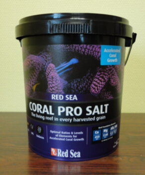 Соль морская Red Sea Coral Pro Salt 7 кг. Соль Красного моря Red Sea Coral Pro с повышенным содержанием кальция для дистилированной воды. 7кг на 210л